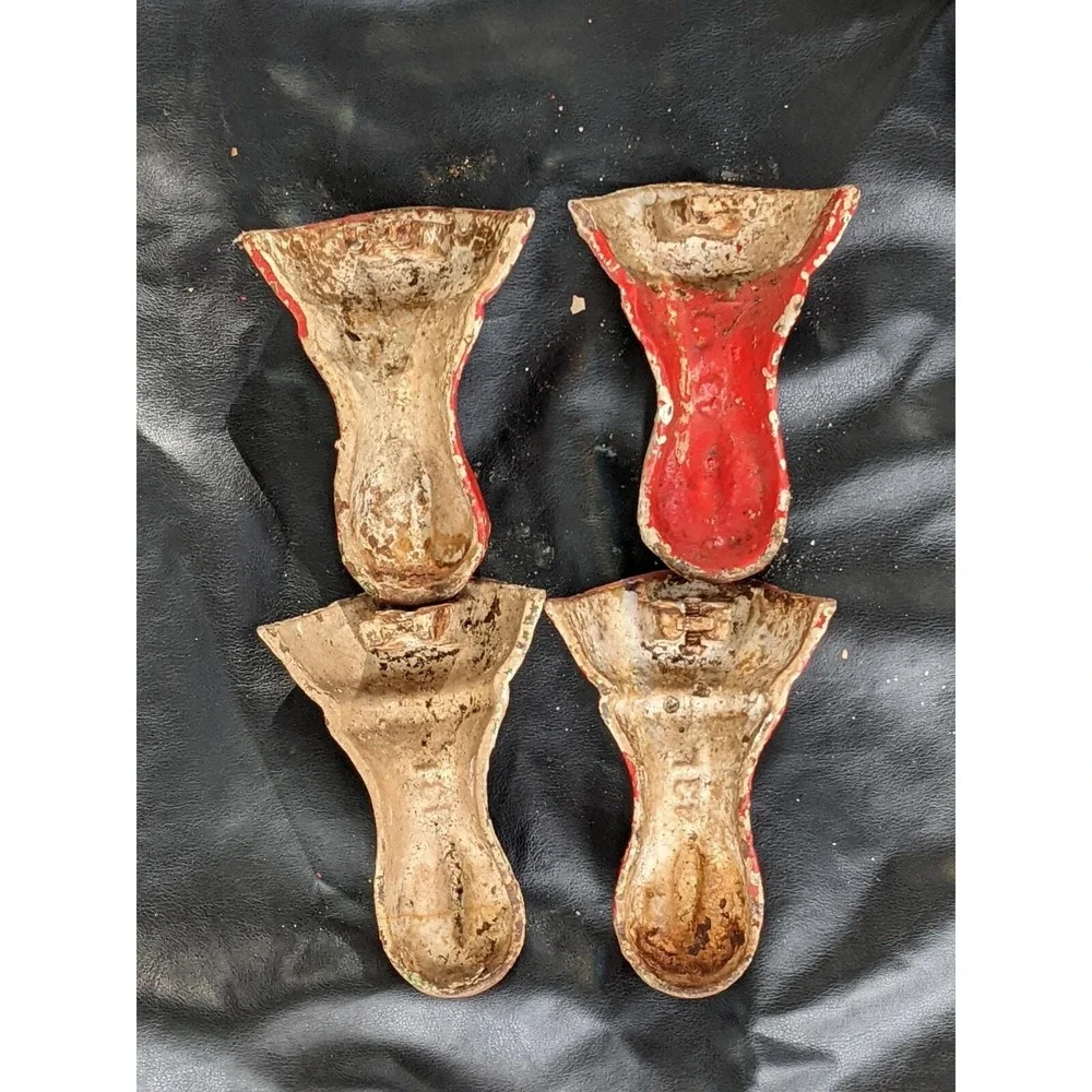 Set of 4 Architectural Salvage Cast Iron Tub Claw Ball Feet Red White 6 Inch